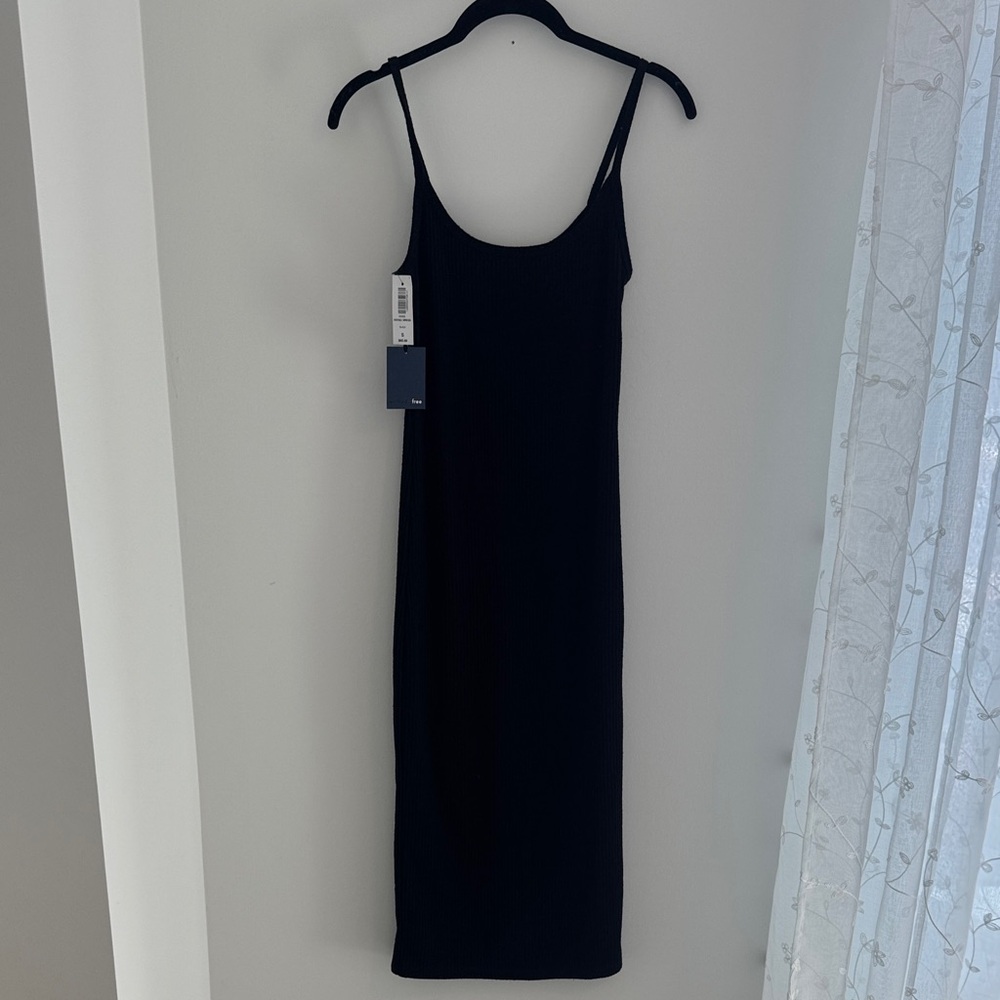 Wilfred Black Kovac Ribbed Midi Slip Dress